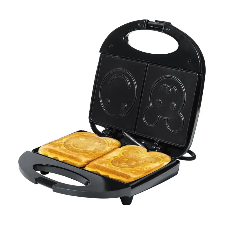 Comment rendre les tranches de pain plus compactes lors de l'utilisation d'un fabricant de sandwichs